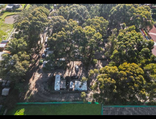 42,857M² LODGE FOR SALE IN CAPE FARMS